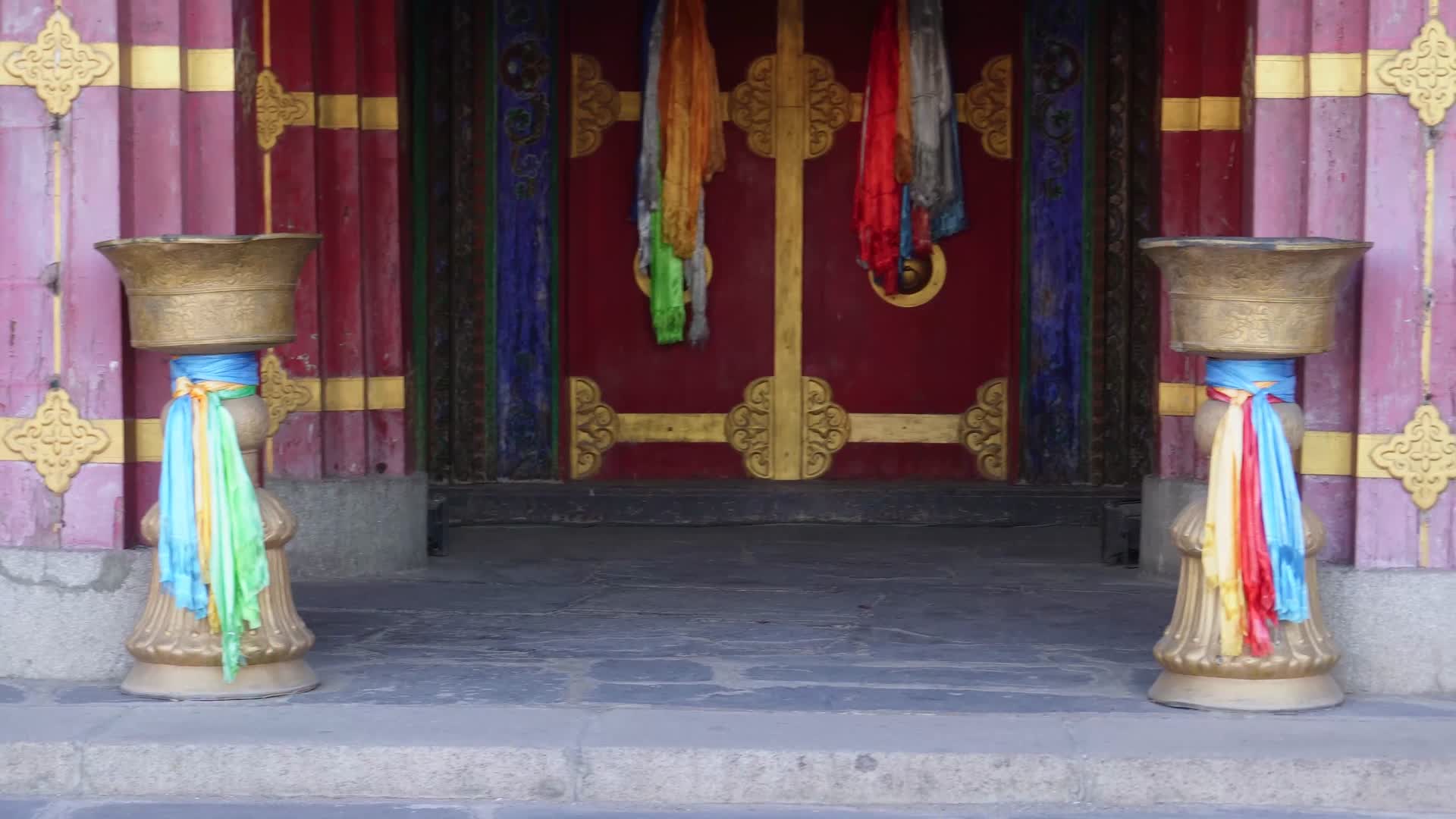 镜头合集经幡藏族西藏布达拉宫中华民族园视频的预览图