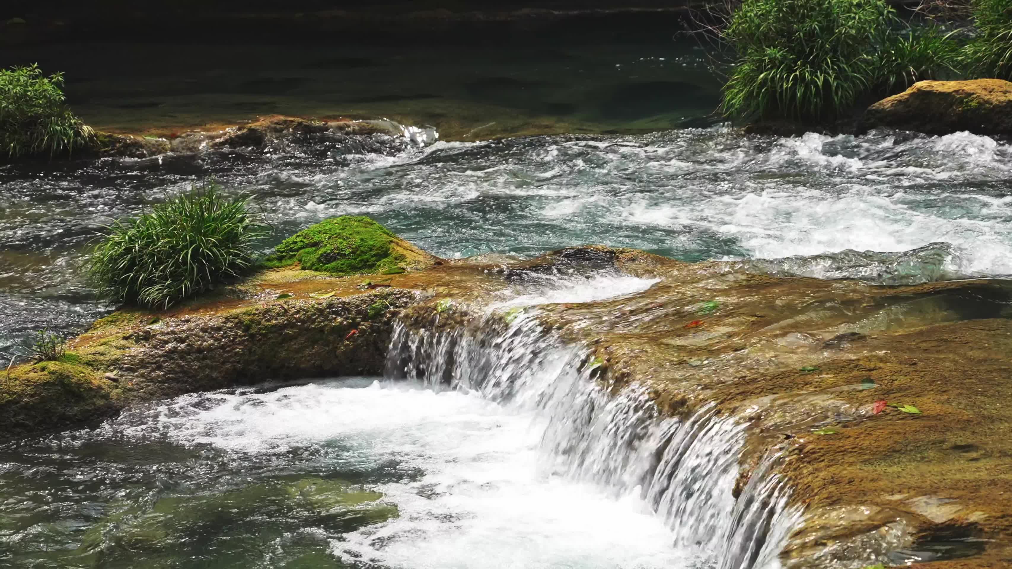 貴州河流4k视频视频的预览图