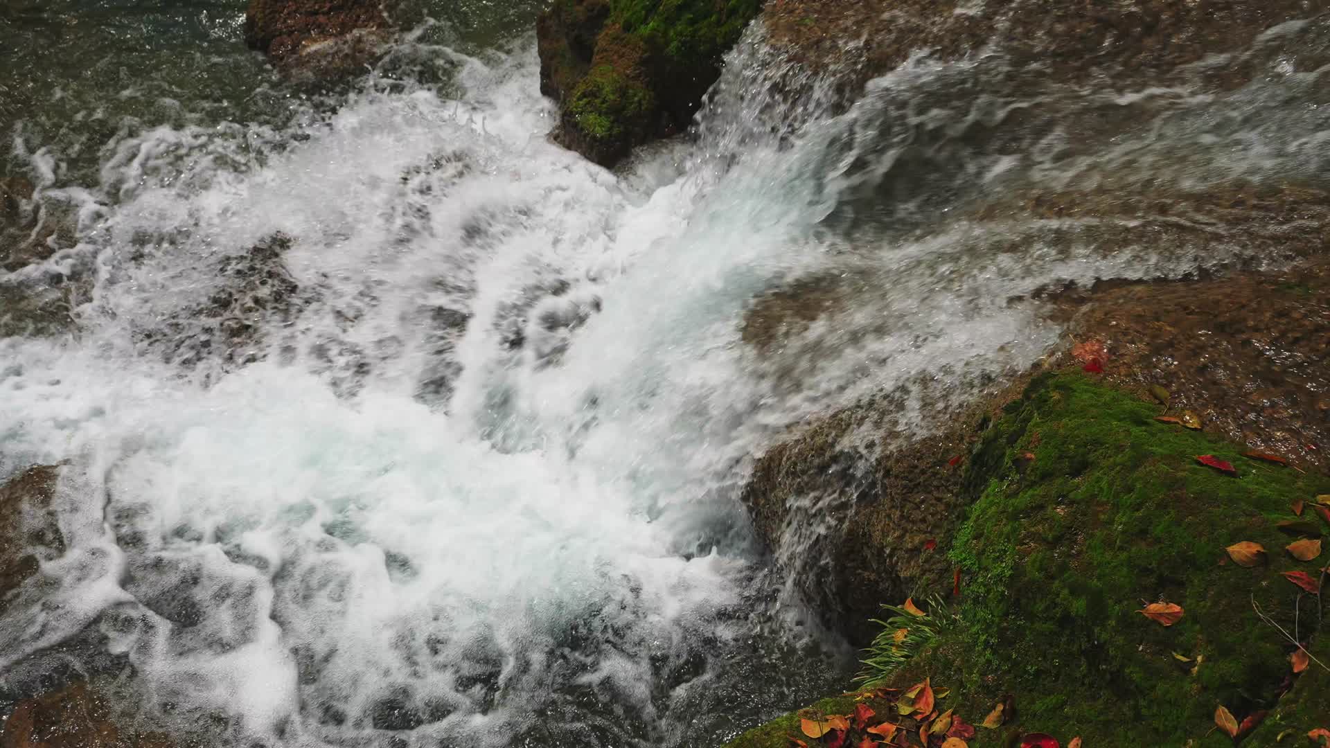 貴洲河流自然风光视频的预览图