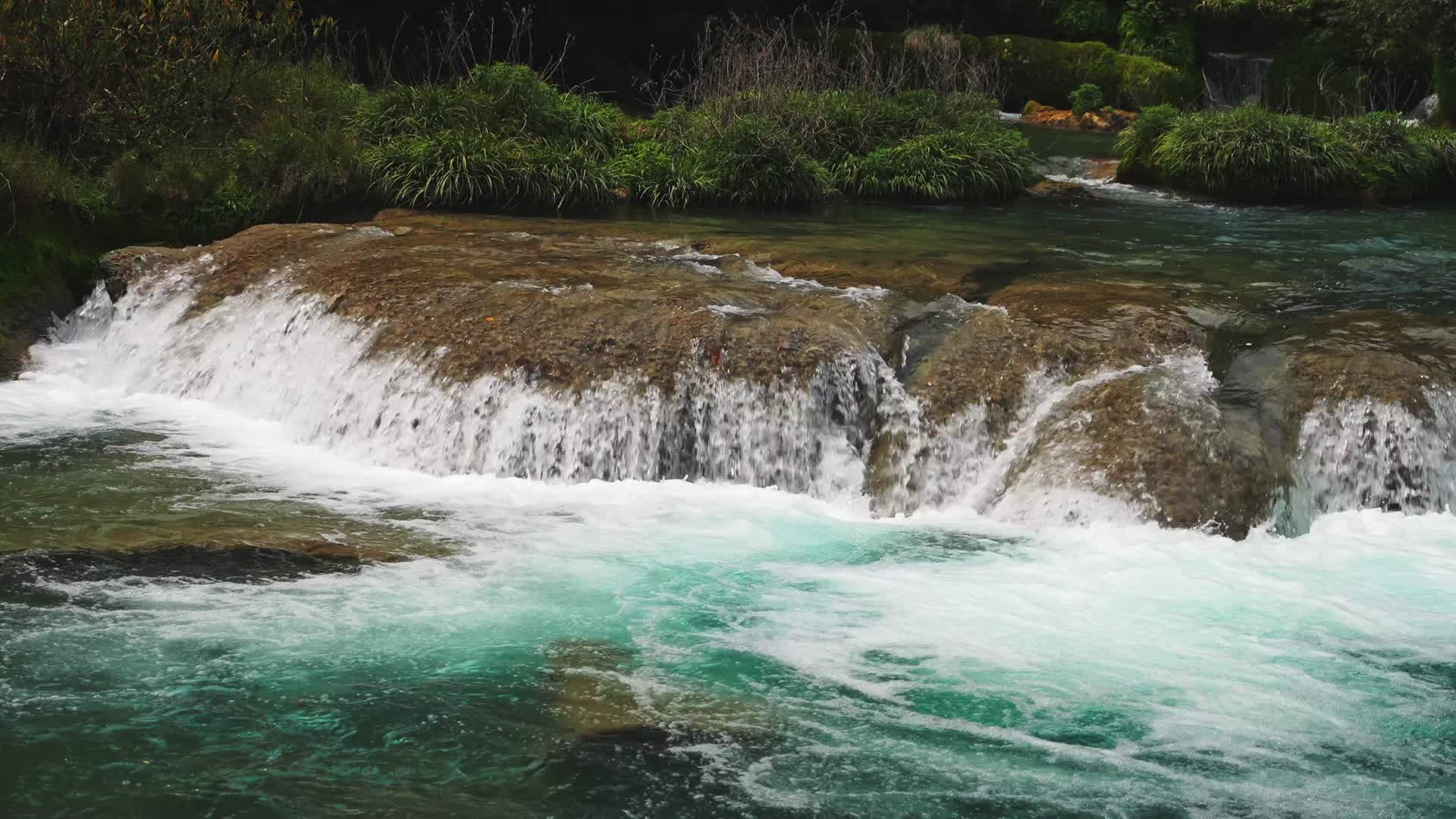 貴洲河流视频的预览图