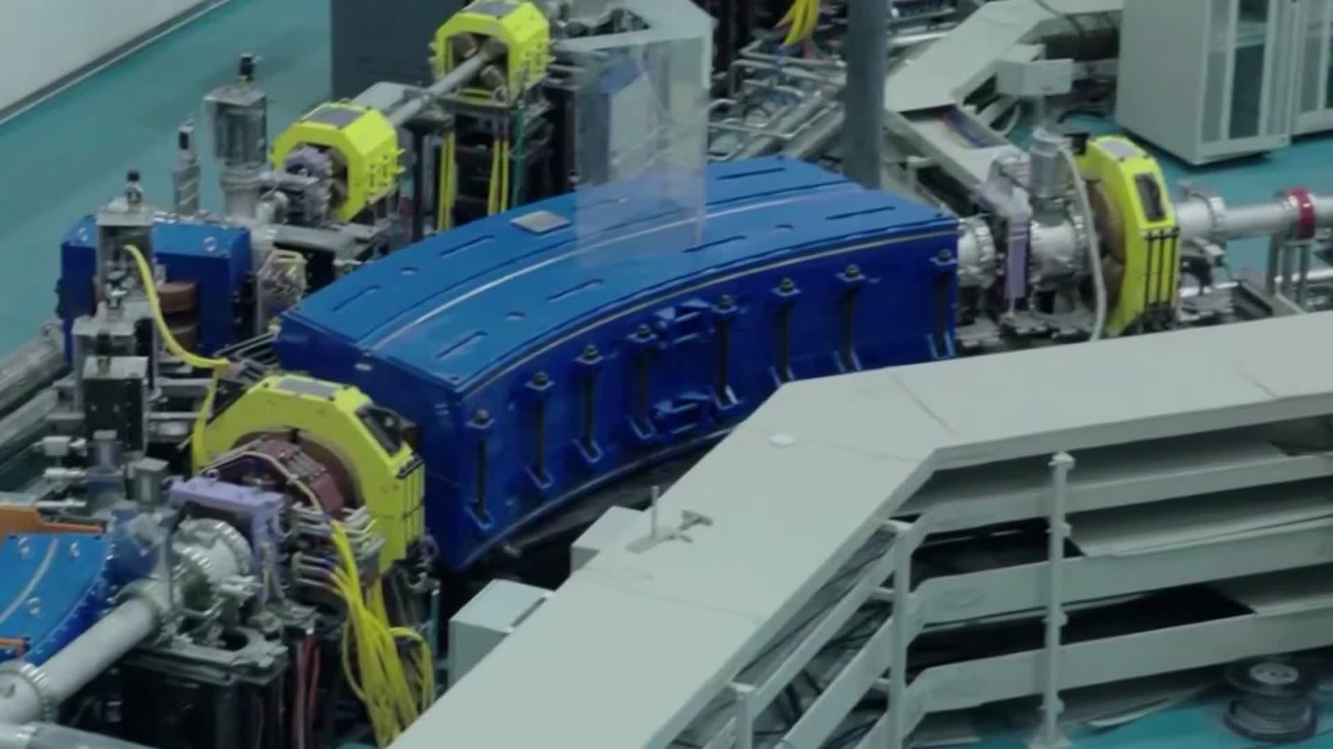 实拍大型医疗设备医用重粒子加速器视频视频的预览图