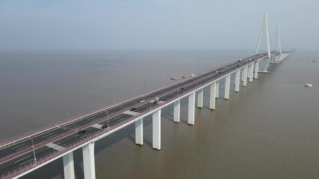 杭州湾跨海大桥4K航拍原视频的预览图