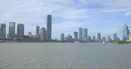 8K上海外滩陆家嘴全景视频的预览图