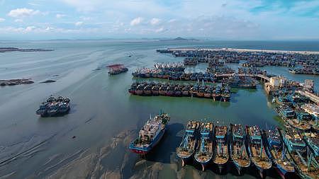 祥芝渔港海边物流运输视频的预览图