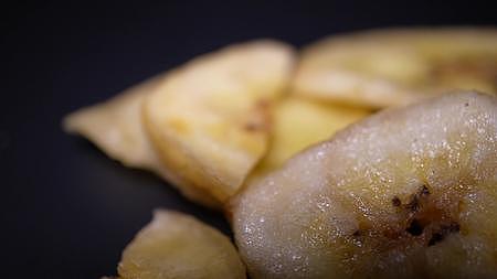 香脆酥脆干香蕉片视频的预览图