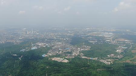 荆门市掇刀区高空拍摄视频的预览图