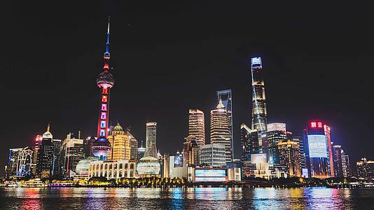 中国上海外滩城市夜景8K延时视频的预览图