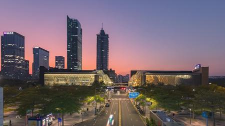 深圳图书馆与音乐厅日转夜延时美景视频的预览图