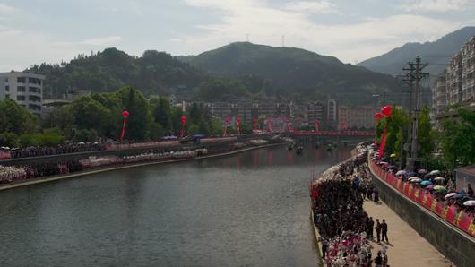 贵州台江苗族姊妹节2023唱响翁密河航拍视频的预览图