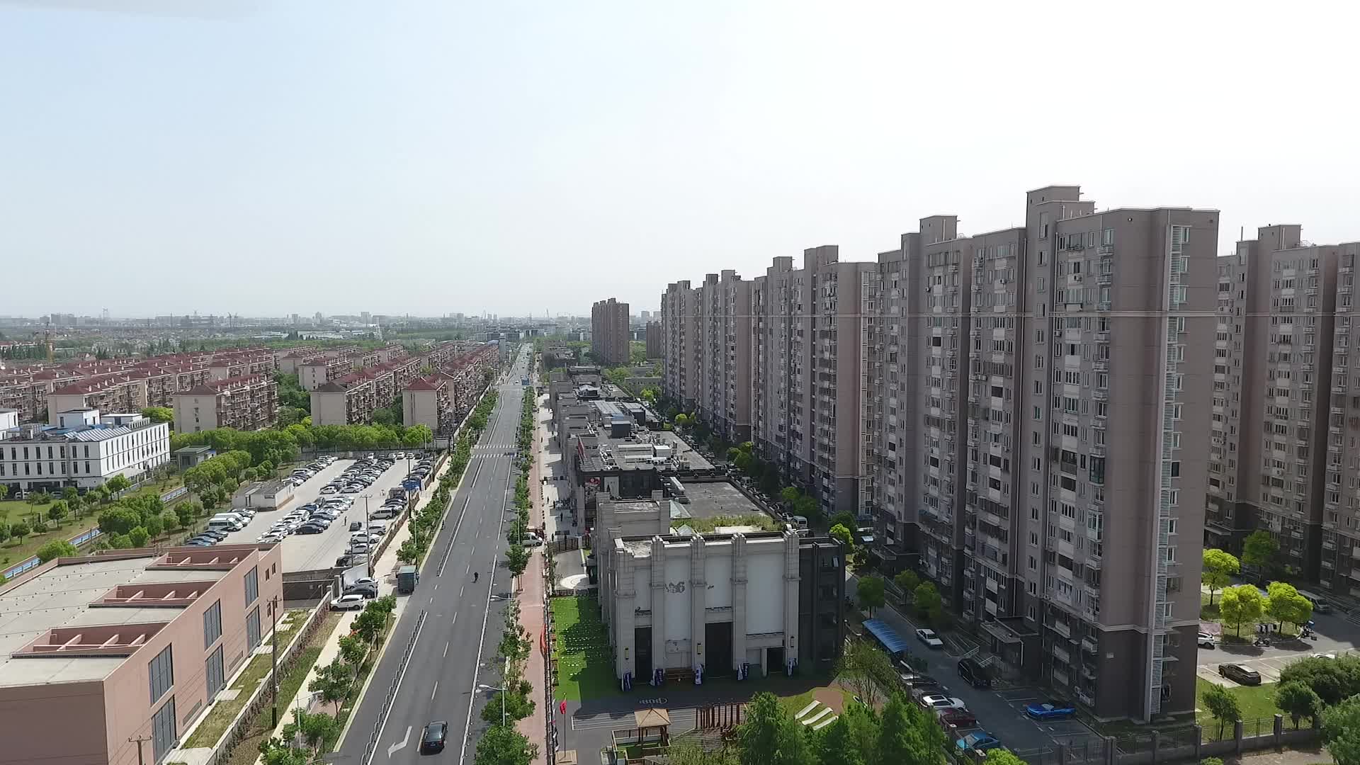 上海城镇小洋楼航拍视频的预览图
