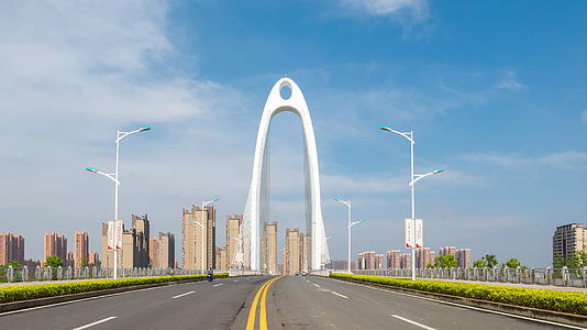 6K延时南京六合雄州大桥蓝天白云视频的预览图