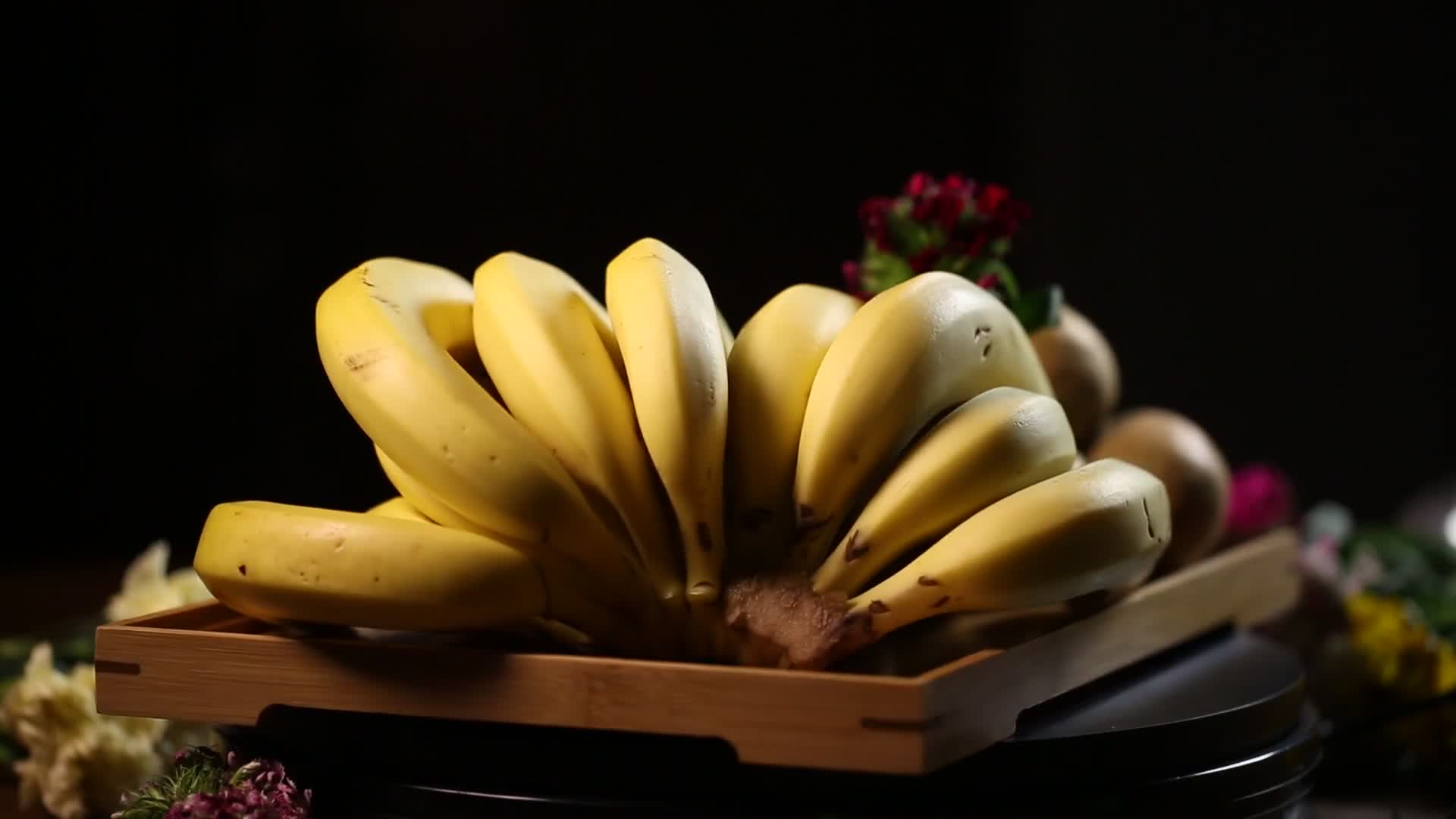 水果猕猴桃香蕉视频的预览图