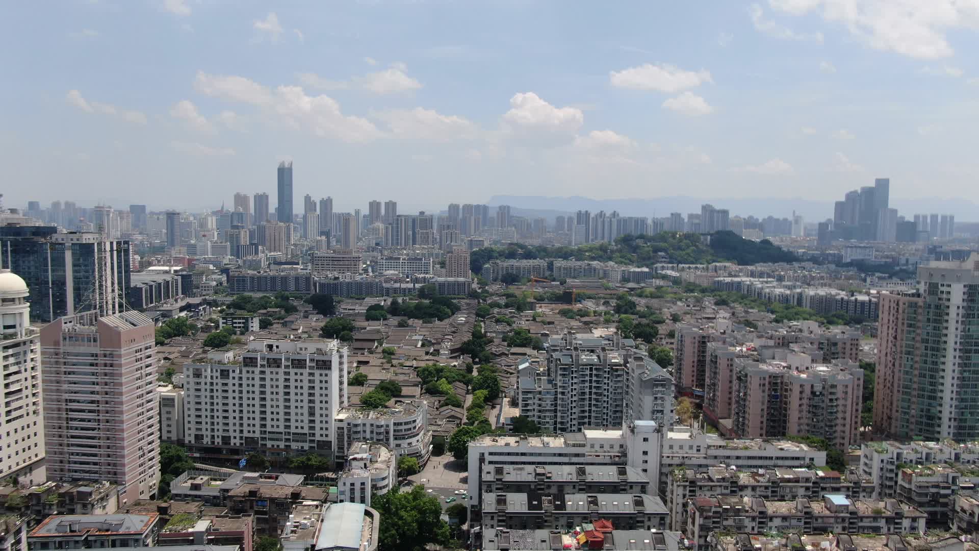 航拍江西赣州城市全景视频的预览图