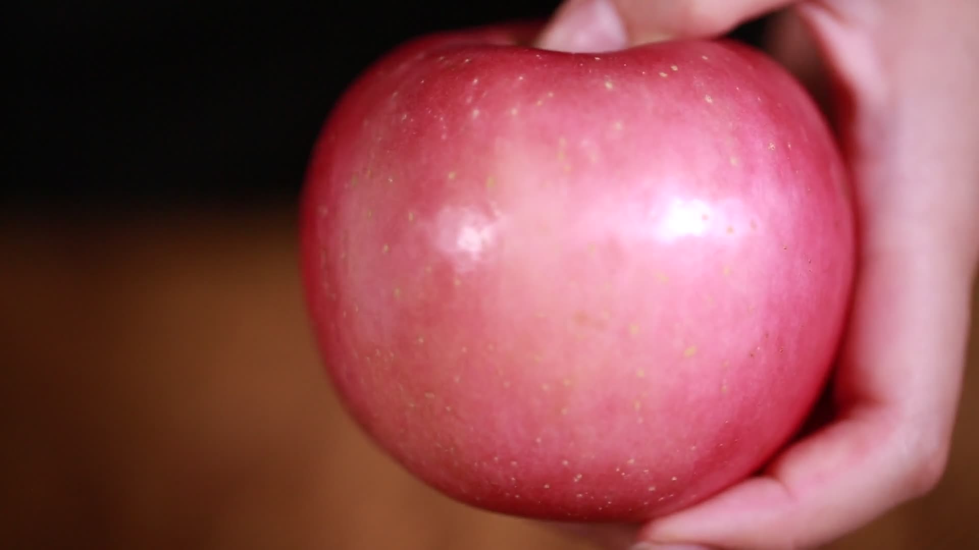 苹果红富士打蜡视频的预览图