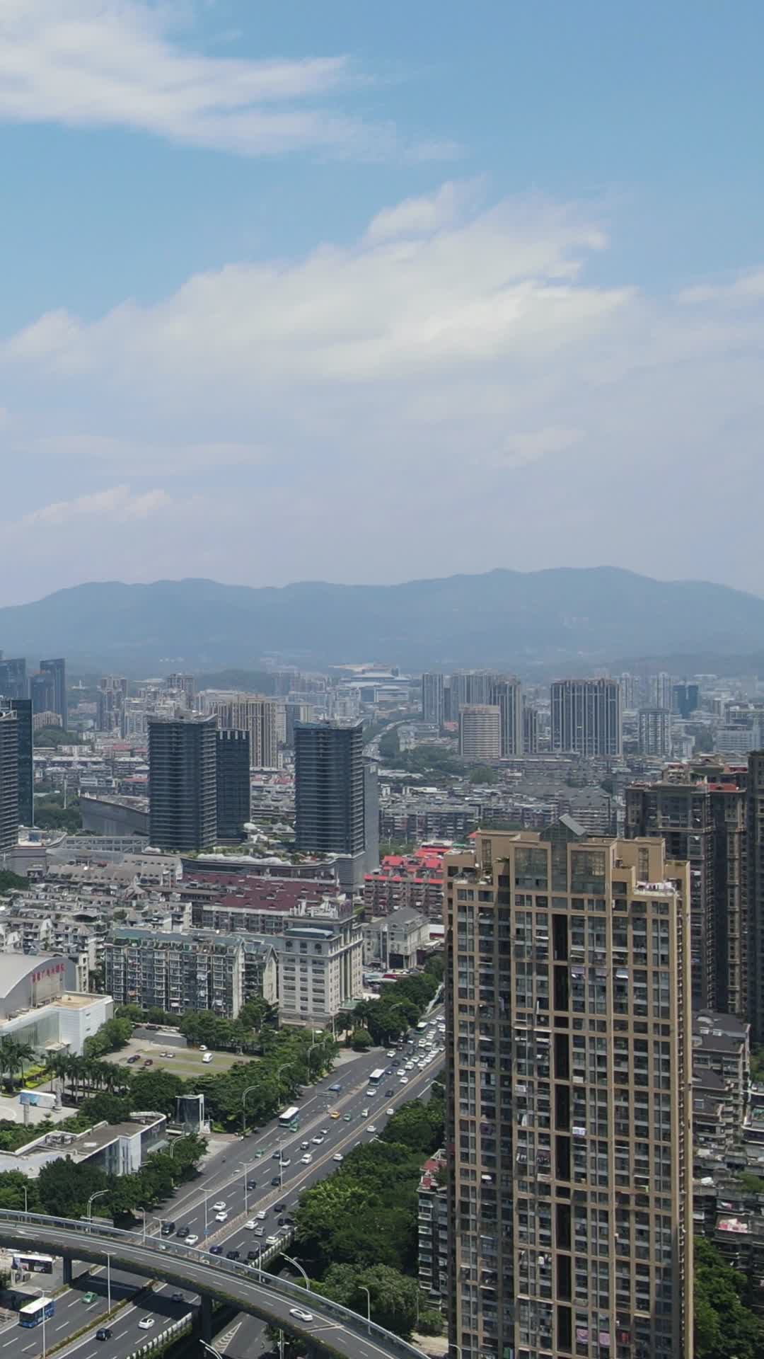 航拍贵阳城市建设竖屏视频视频的预览图