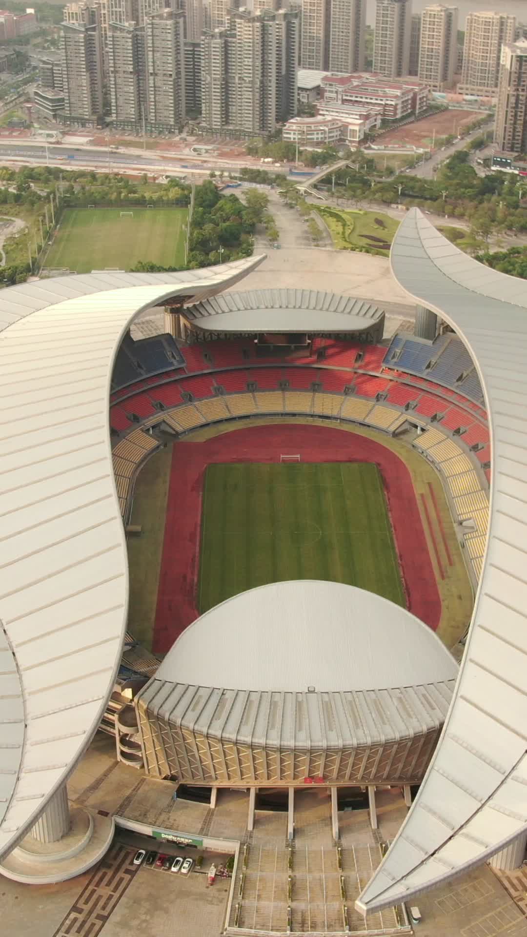 航拍广西南宁体育中心竖屏视频视频的预览图