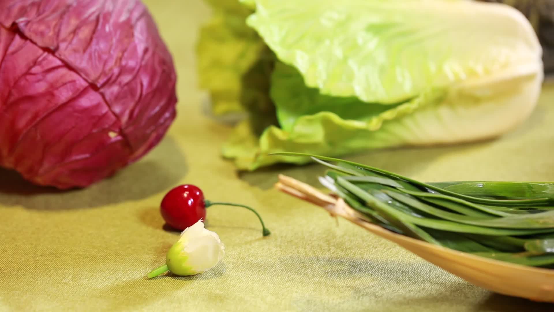 韭菜蔬菜素三鲜视频的预览图