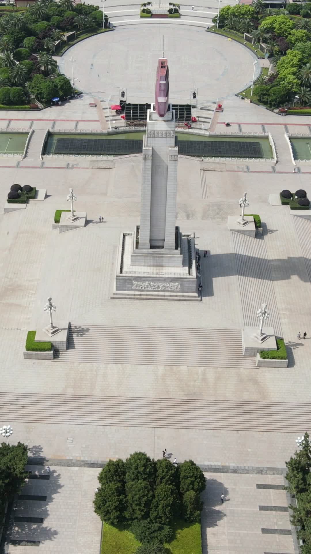 航拍江西南昌八一广场纪念塔竖屏视频视频的预览图