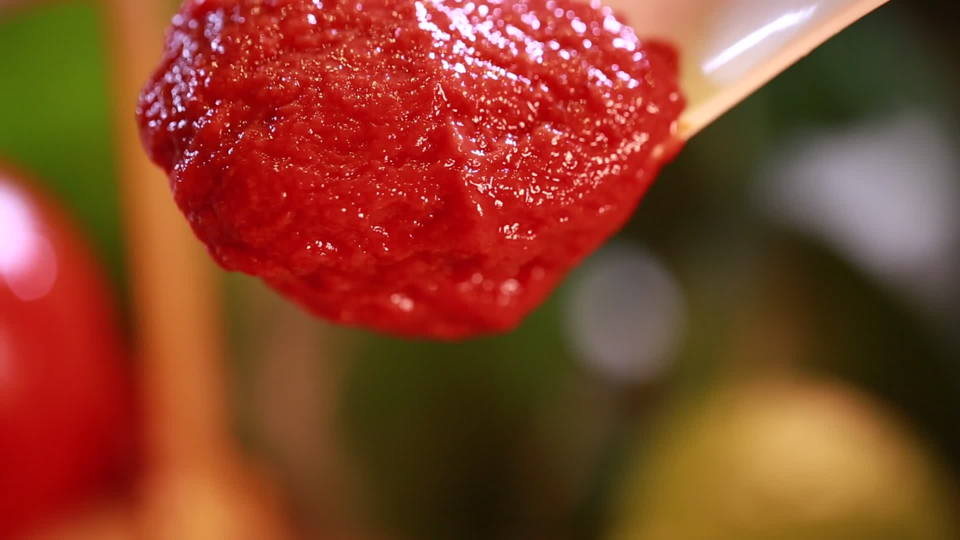 特写微距番茄酱视频的预览图