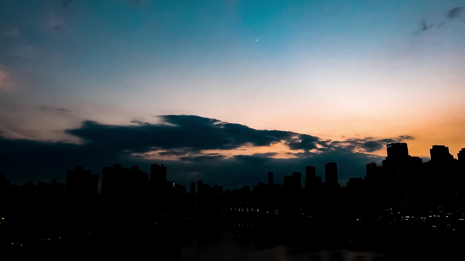 4K重庆嘉陵江夜景天光变化延时实拍视频的预览图
