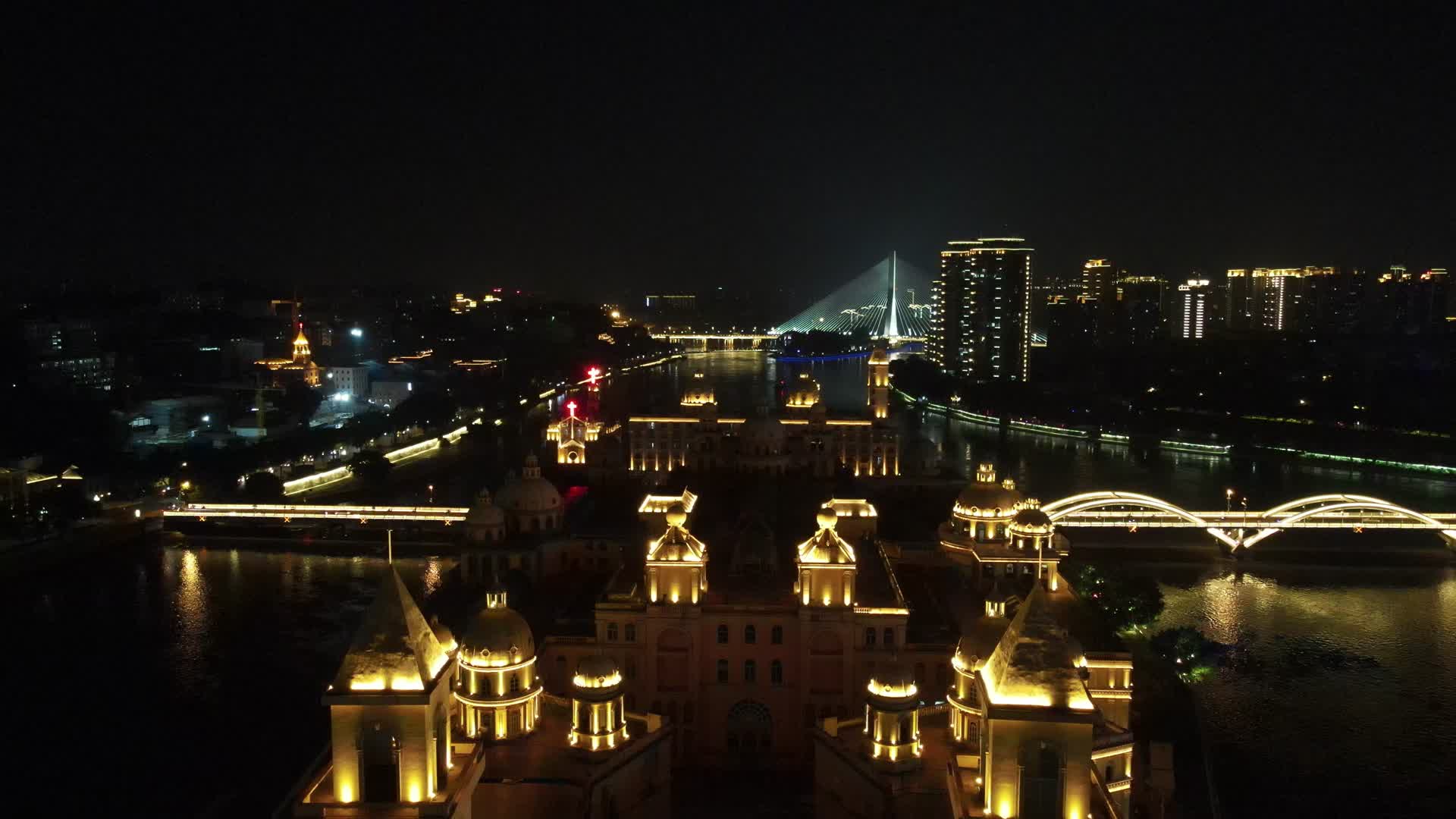 航拍福建福州闽江中洲岛夜景灯光视频的预览图