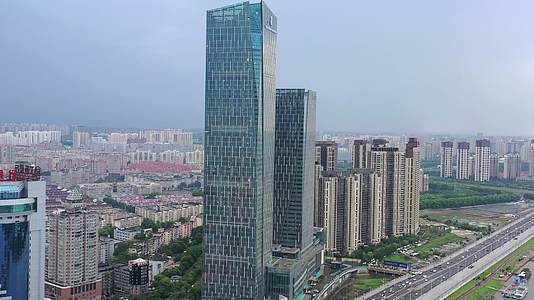 哈尔滨城市风光富力中心视频的预览图