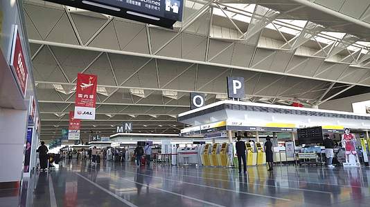 日本名古屋机场候机楼延时视频的预览图