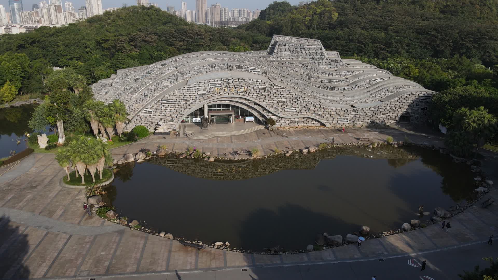 航拍广西柳州奇石博物馆视频的预览图