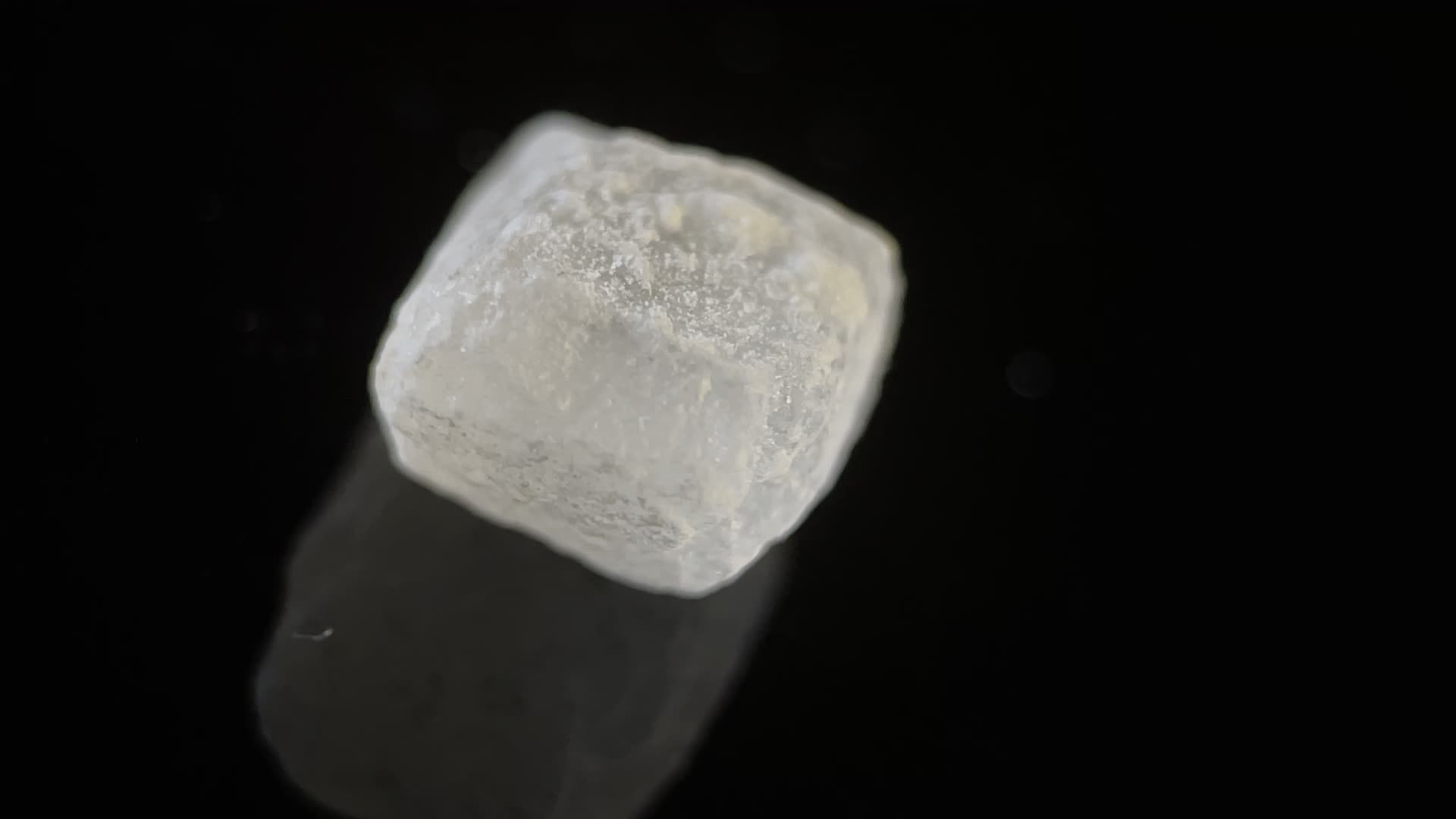 微距润肺冰糖视频的预览图