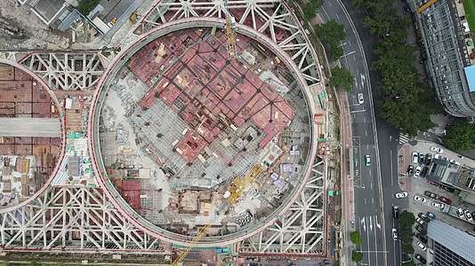 俯拍城市高楼地基施工现场视频的预览图