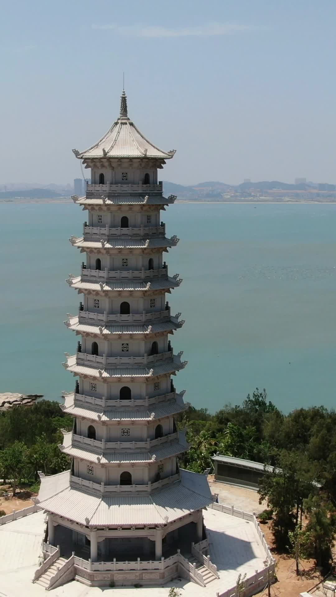 航拍福建湄洲岛平安塔竖屏视频视频的预览图