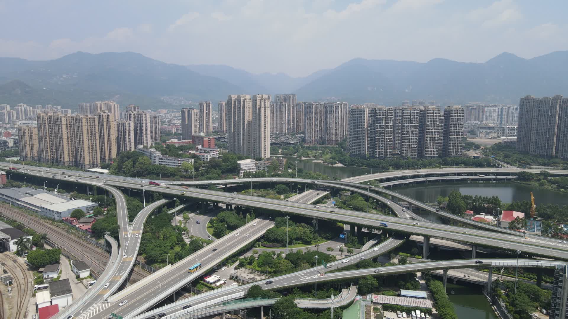 航拍福州琴亭高架桥交通视频的预览图