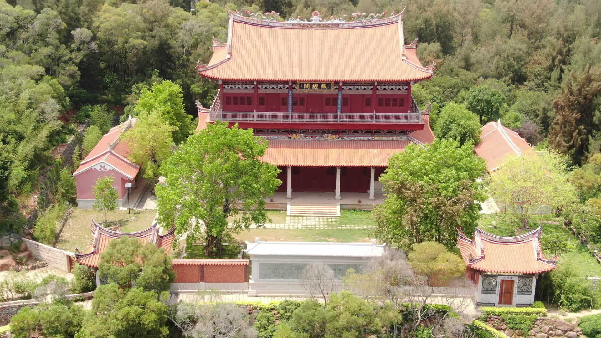 4K航拍泉州南少林寺庙藏金阁视频的预览图