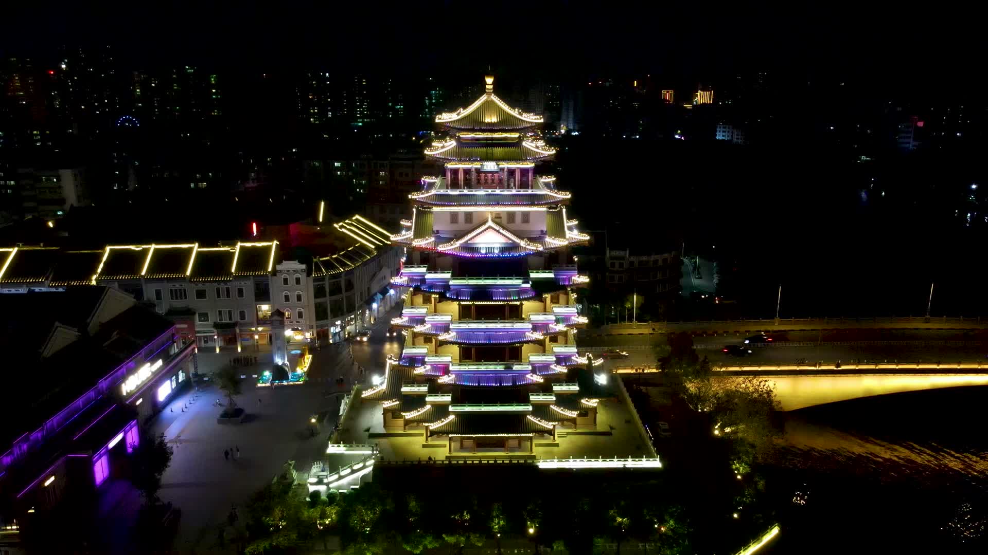 航拍广东惠州合江楼夜景视频的预览图
