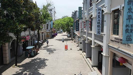 航拍湖南道林古镇老上海古街古巷视频的预览图