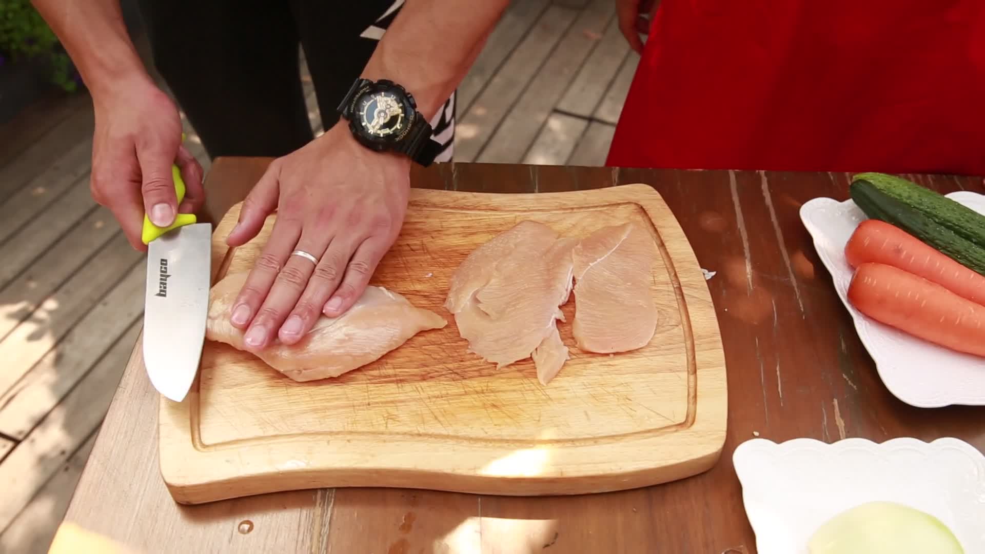 健身蛋白质切鸡胸肉视频的预览图