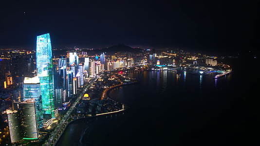 青岛海边延时夜景视频的预览图