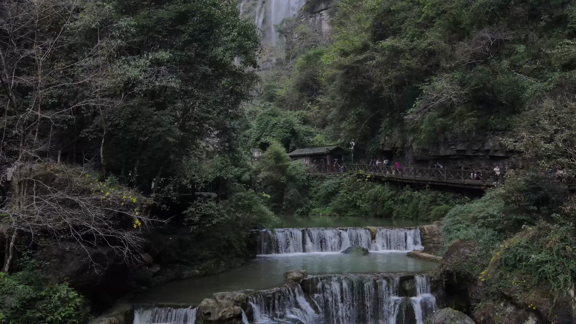 4K航拍四川旅游天意谷视频的预览图