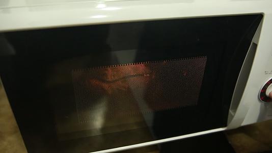 家用电器使用微波炉视频的预览图