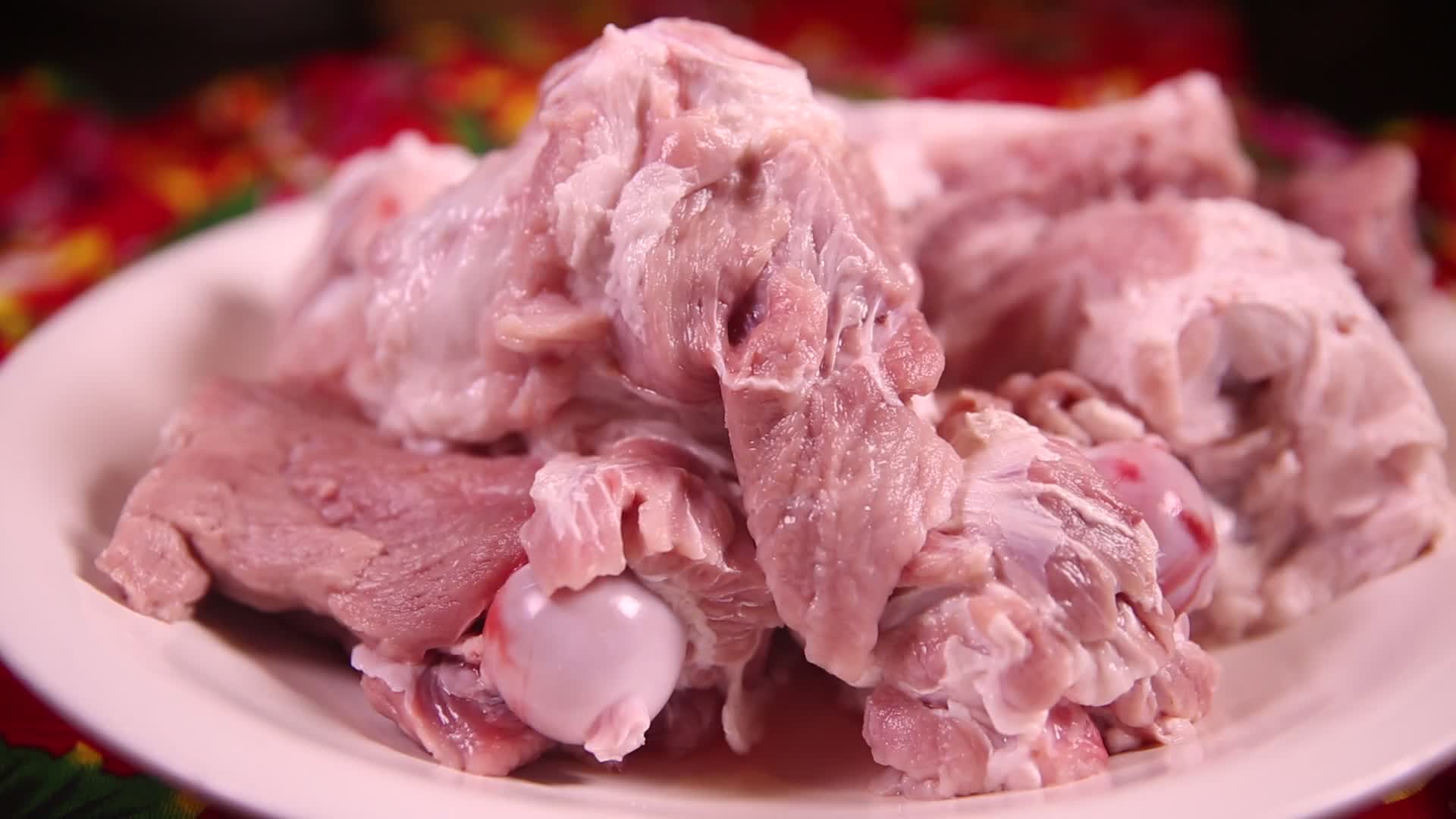 大骨脊骨猪肉视频的预览图