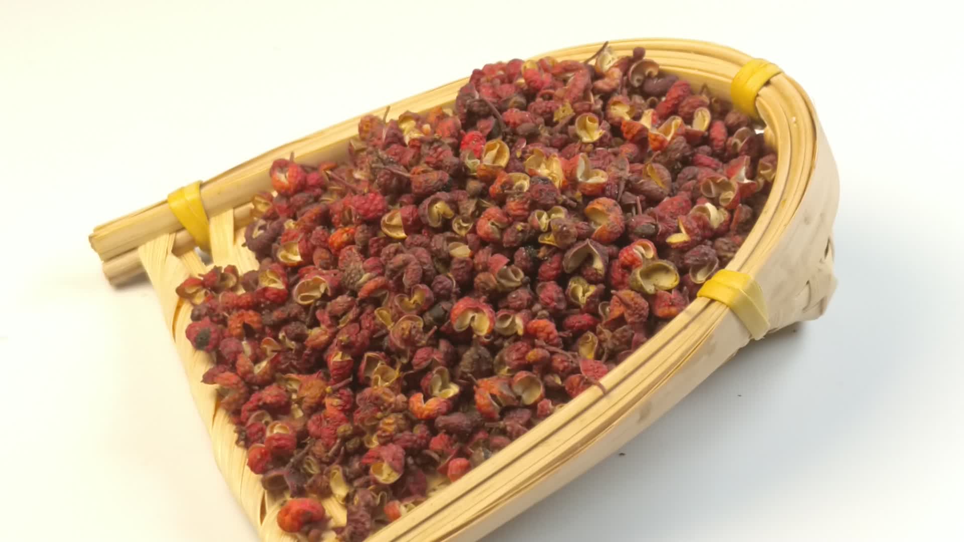 调味品干花椒红花椒4K视频视频的预览图