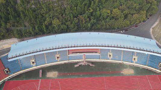 航拍广西桂林体育馆运动锻炼视频的预览图