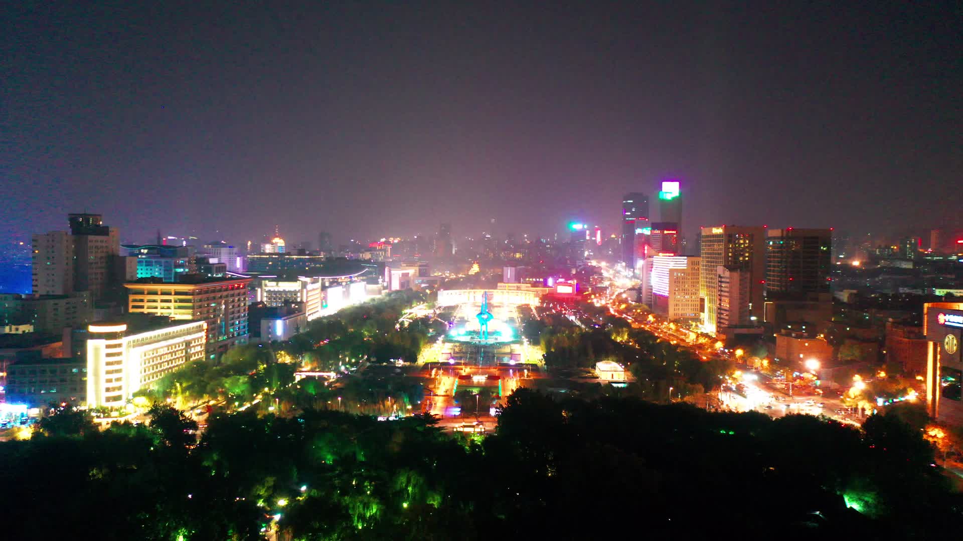 4k航拍济南泉城广场视频的预览图