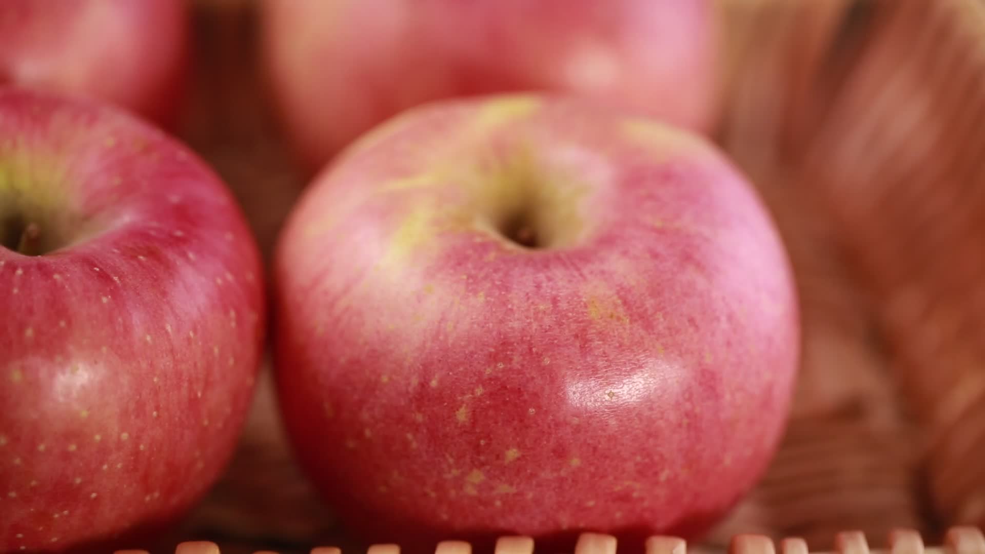水果红苹果红富士视频的预览图