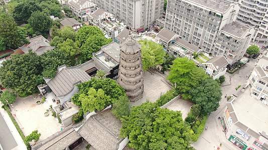 航拍福建福州石塔寺历史古建筑视频的预览图