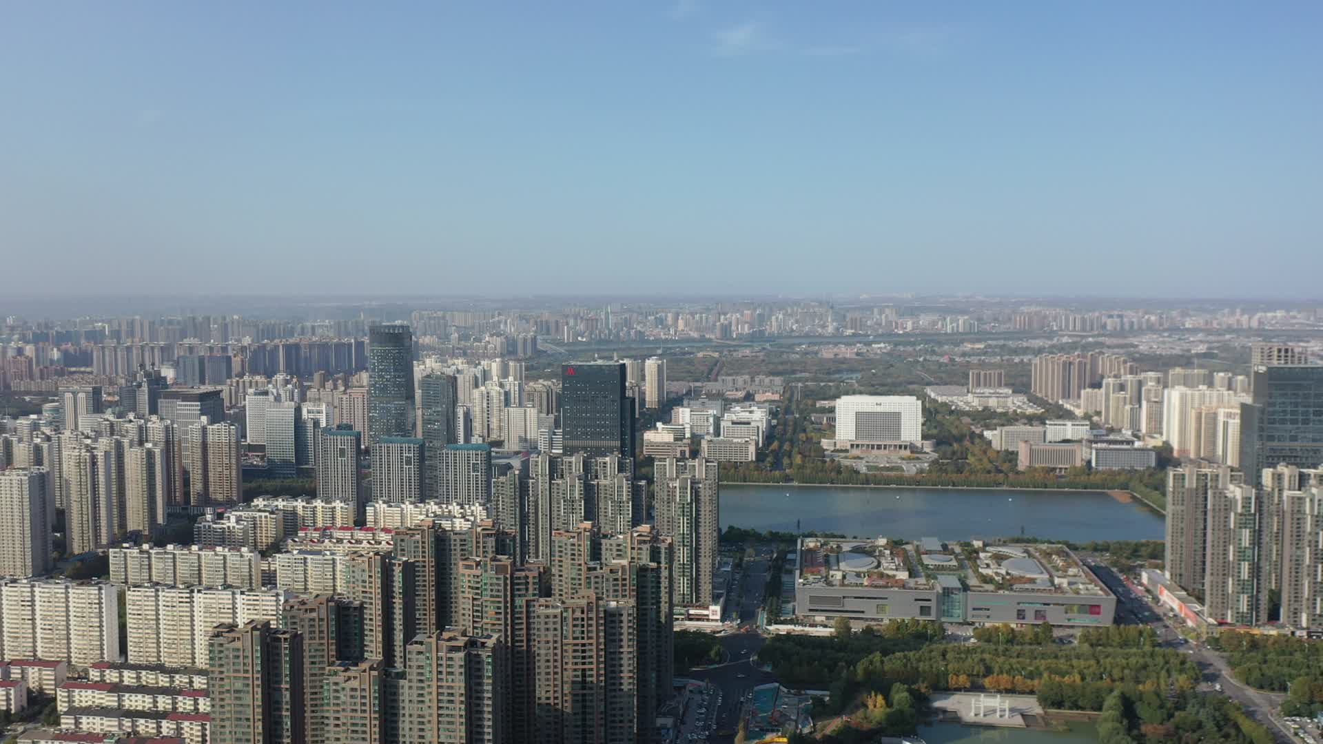 4k航拍洛阳市政府视频的预览图