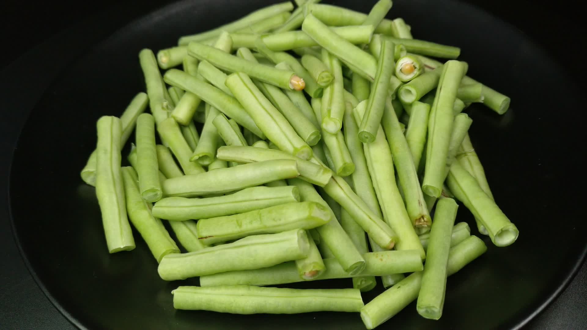 新鲜长豆角豇豆4K食品视频的预览图