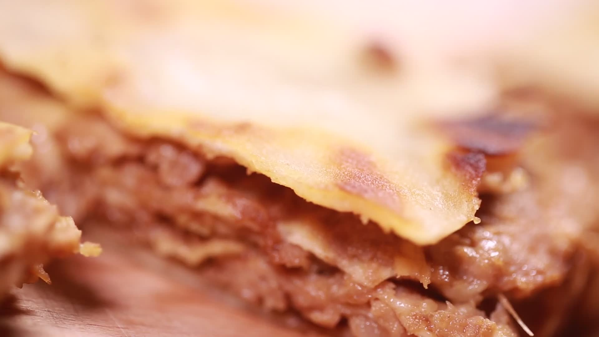 小吃香河肉饼千层肉饼视频的预览图