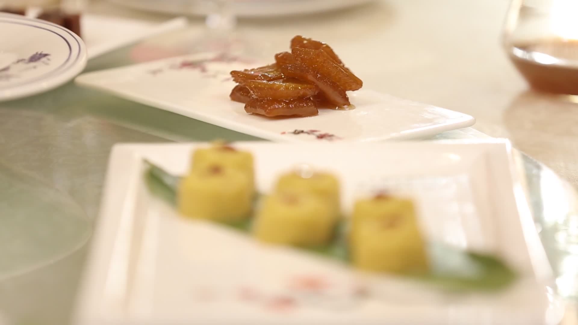 餐厅转盘美食各种老北京小吃视频的预览图