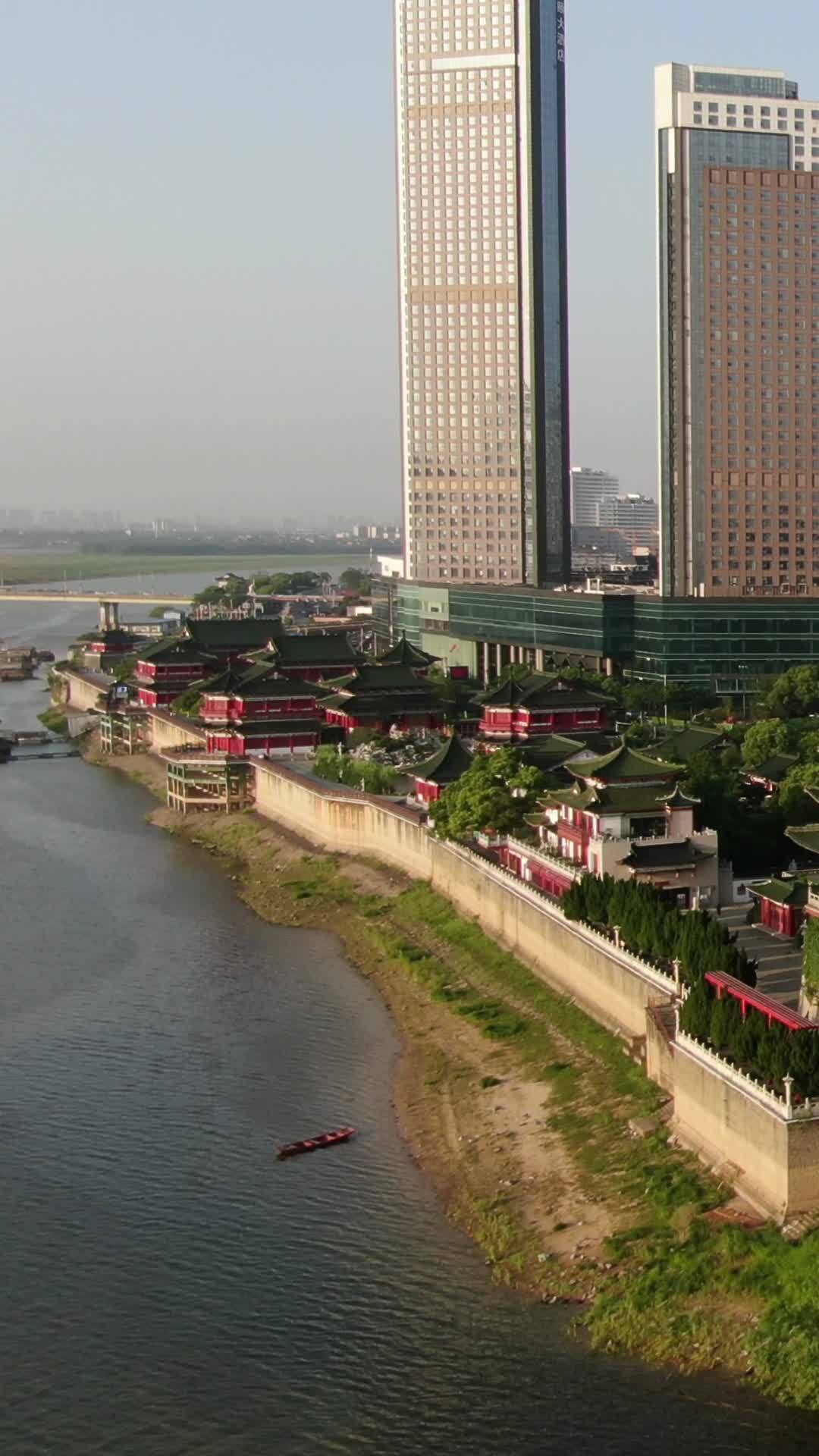 航拍江西南昌城市建设竖屏视频视频的预览图